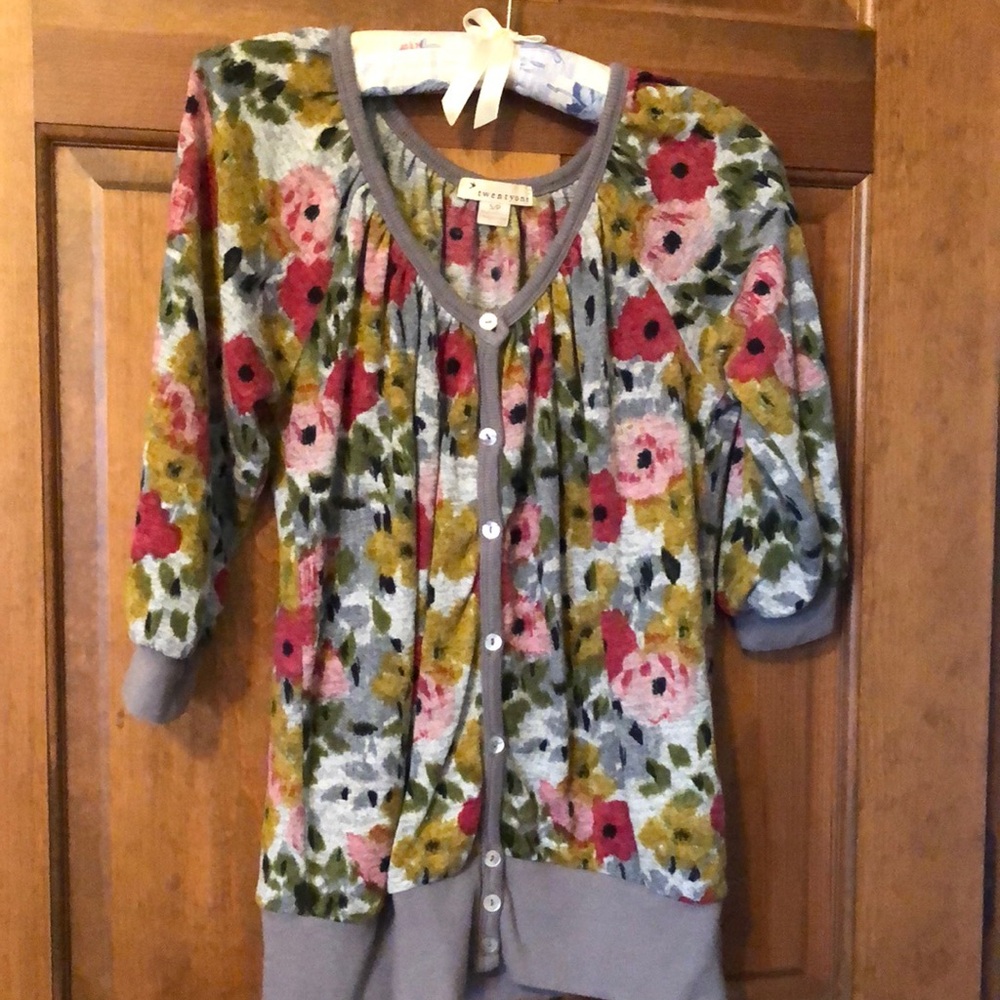 Forever 21 Floral Cardigan